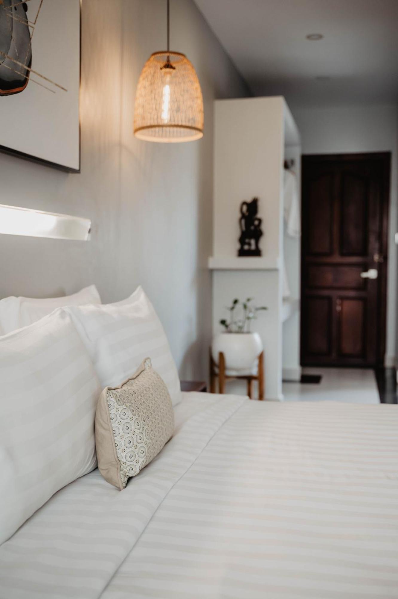 โรงแรม La Bastide De Caro